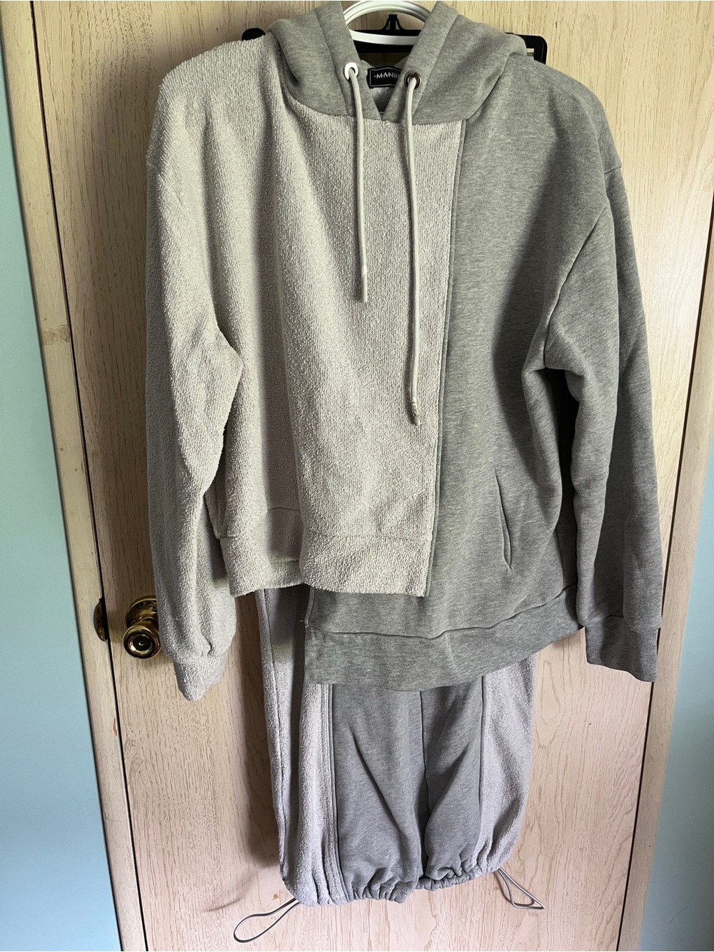 Manière De Voir Split Asymmetric Mixed Texture Lounge SET Hoodie (8) & Joggers 6